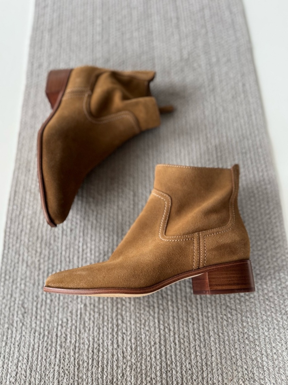 Cole Haan Cognac Brown Tan Genuine Suede Ankle Boots Chelsea Boots Size 8